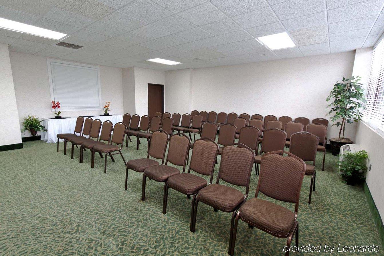 Doubletree By Hilton Clarksville Riverview Business foto